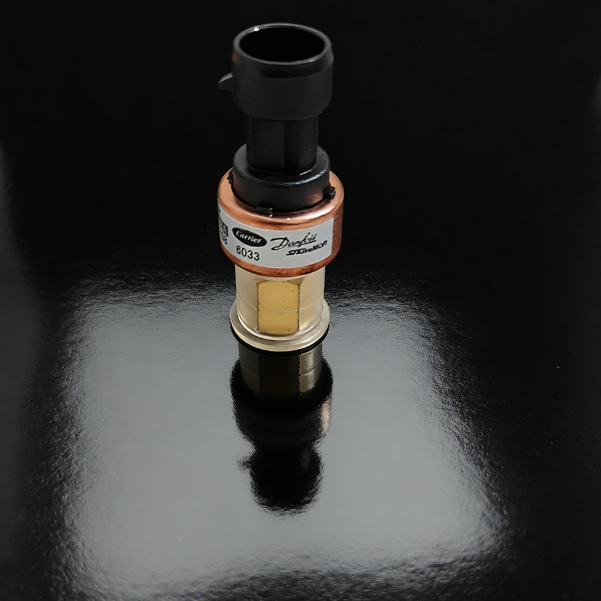 Wholesale Brand New Carrier High-Pressure Sensor 00PPG000012000 — Suitable for 30XA Chiller Transmitters