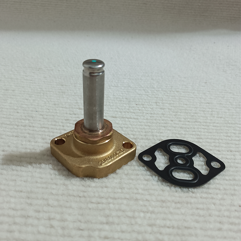 Commercial Chiller Components: Carrier Solenoid Valve 8TA0049D — Brand New HVAC Repair Part