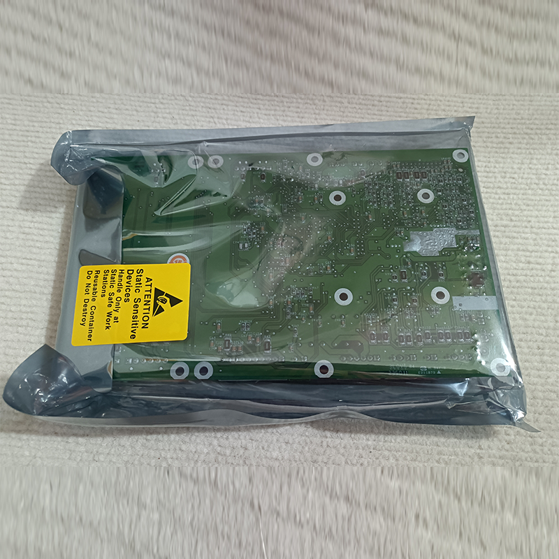 Carrier 32GB500382 Mainboard for 30XW Screw Compressors — HVAC Chiller Circuit Board