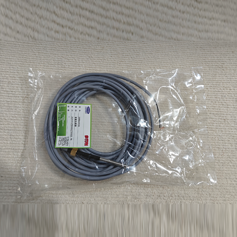 Carrier 30RB660036 Temperature Sensor — HVAC Water Temperature Probe with Thermistor — Refrigeration Equipment Spare Part