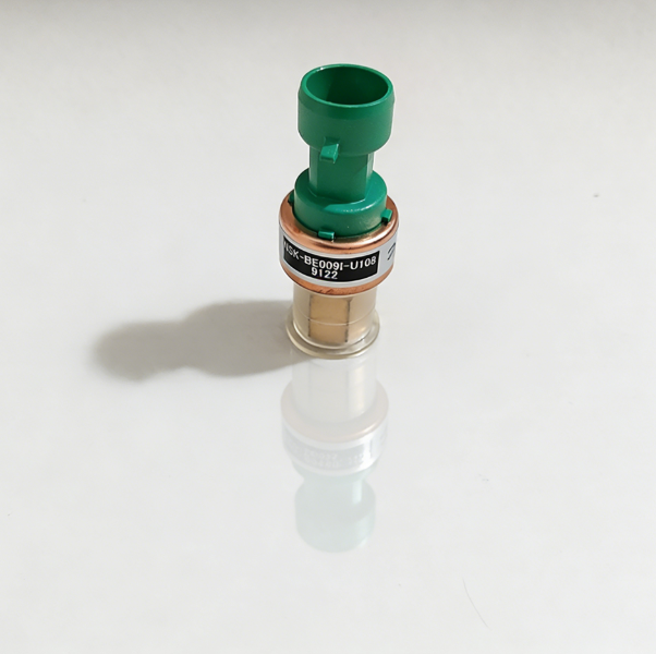 Pressure Sensor (Carrier Part No. 00PPG000012100) — Compatible with 30XA Series Chillers | Refrigeration Compressor Spare Part