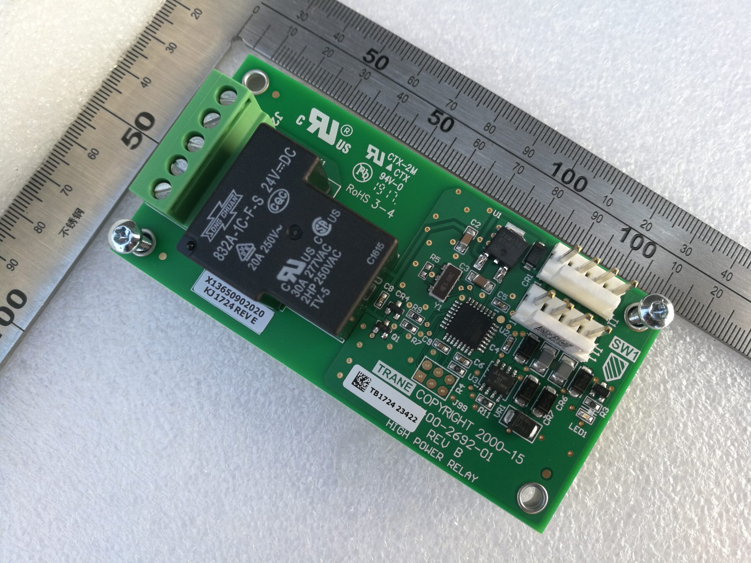 Trane Communication Module MOD01401 — High-Power Relay Output Module for Refrigeration Compressor Equipment