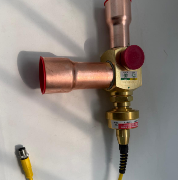 Trane Electronic Expansion Valve VAL12001 — Chiller Unit Component / HVAC Service Valve