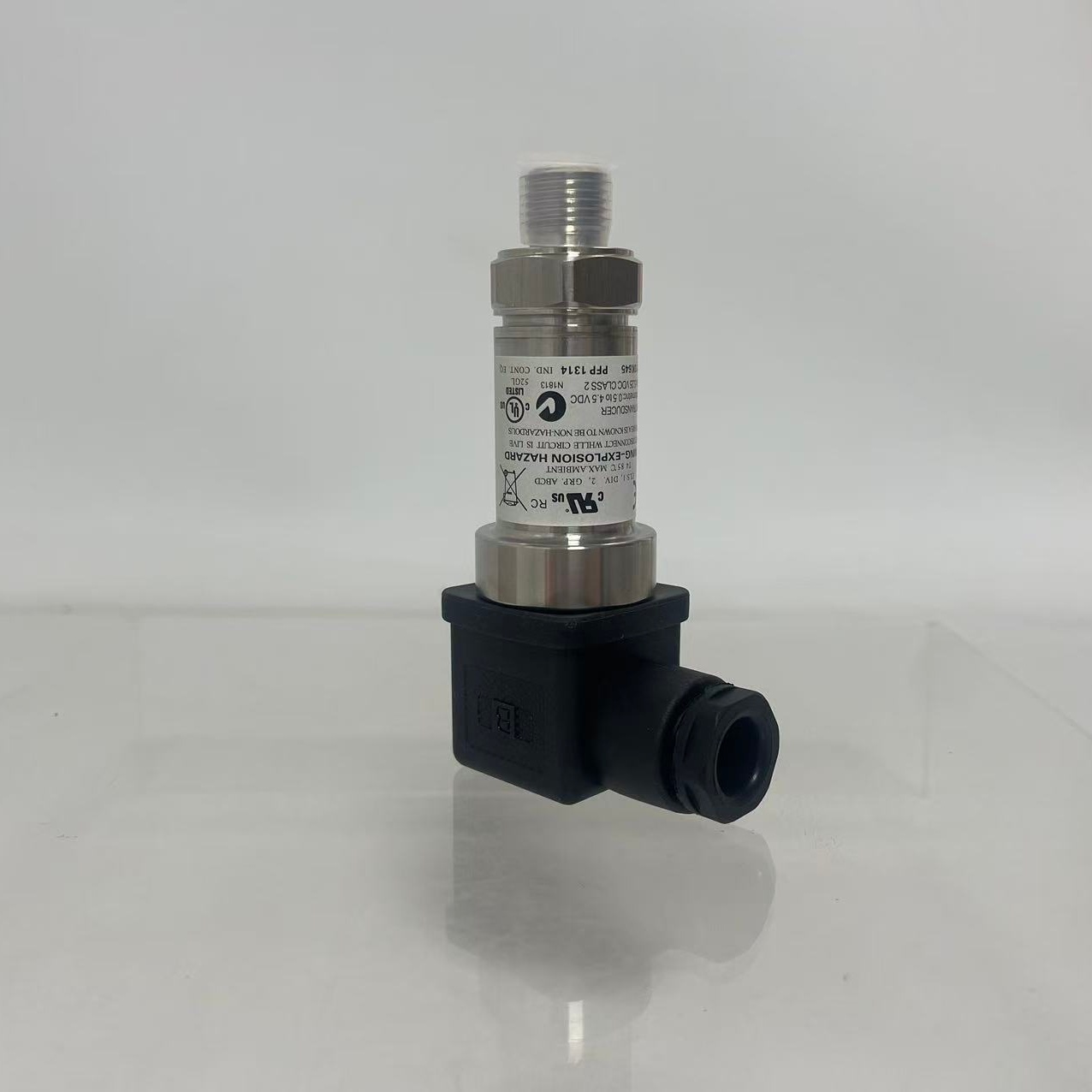 Yk 025-40088-000 Oil Pressure Sensor / Lubricating Oil Pressure Transmitter – Refrigeration Accessory for Large Water-Cooled Screw Chillers