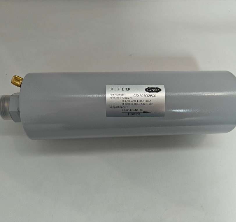 Brand-new, genuine Carrier 02XR05009501 external integrated oil filter for 19XR centrifugal chillers.