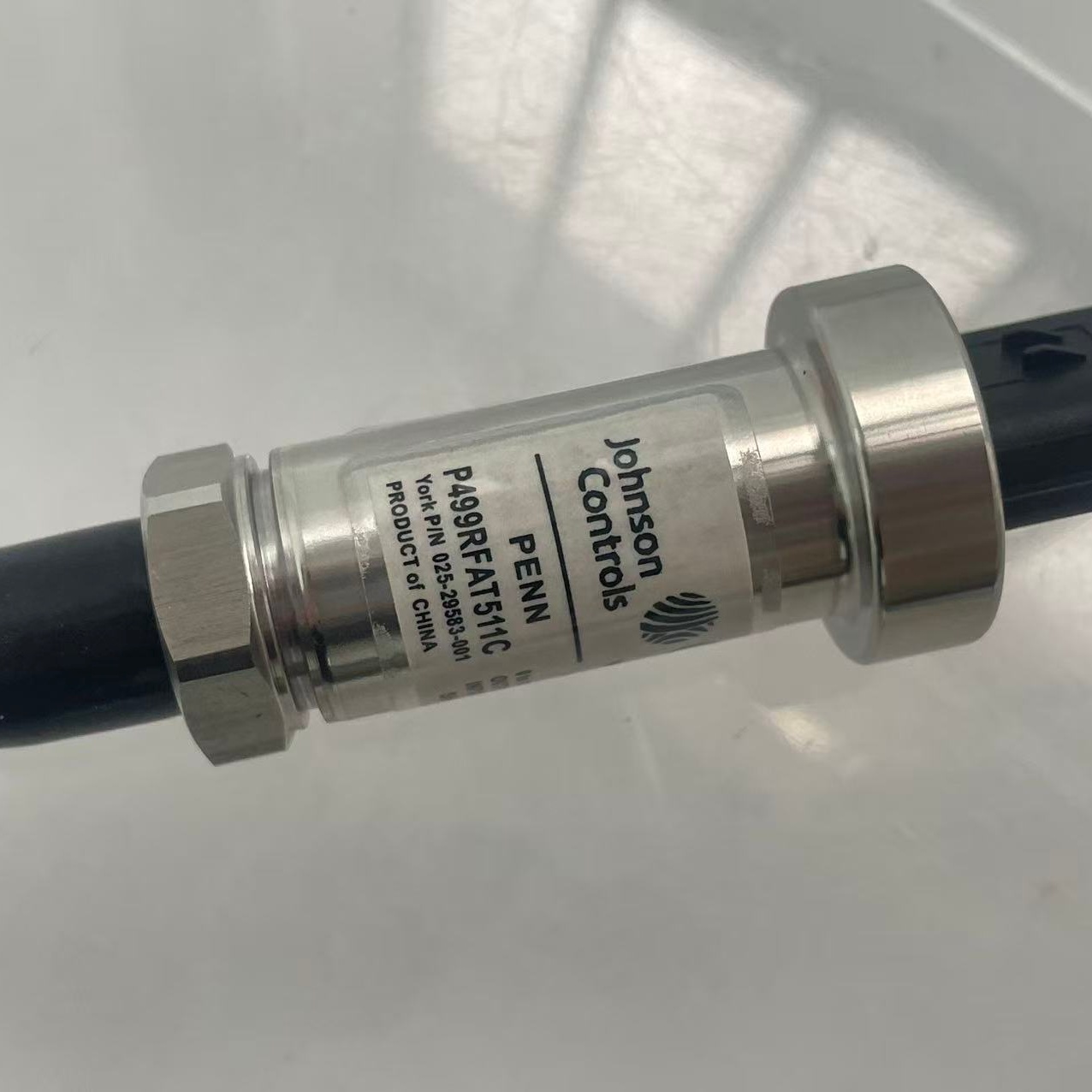 Wholesale In-Stock Yk 025-29583-001 Refrigerant Pressure Sensor / Evaporator Suction Low-Pressure Transmitter – HVAC/R Equipment Parts