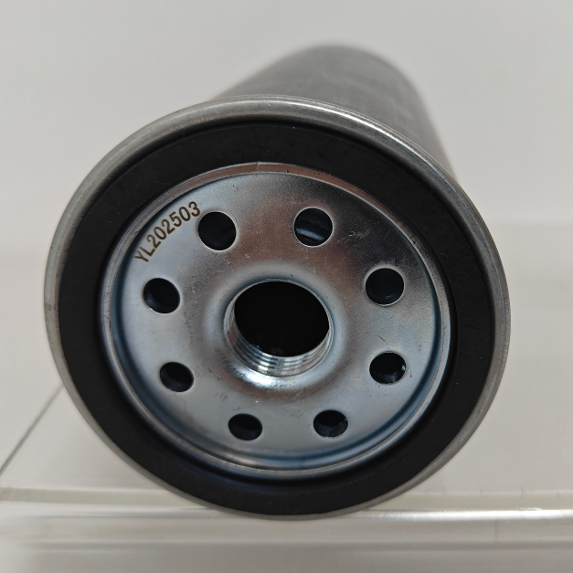 Bulk purchase of brand-new, in-stock Refcomp 502989 screw compressor internal oil filters for commercial chiller applications.