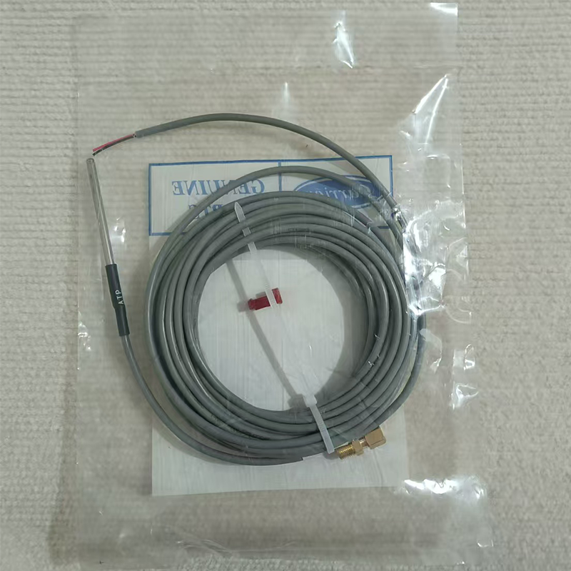Carrier HH79NZ016 Pipe-Clamp NTC Water Temperature Sensor (Probe) – for 30HX series air-cooled screw chiller/heat pump units.